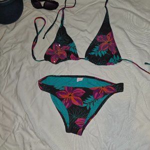 Xhileration Floral Bikini Size S